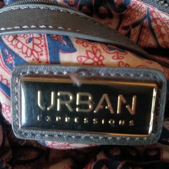 URBAN EXPRESSIONS amazing backpack - Picture 3 of 6